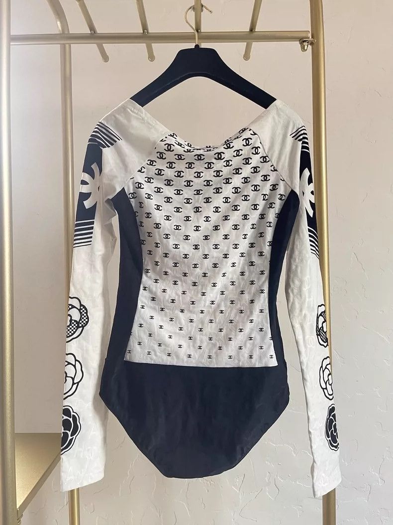 Chanel 2022 Coco Neige Ski Top - dmc