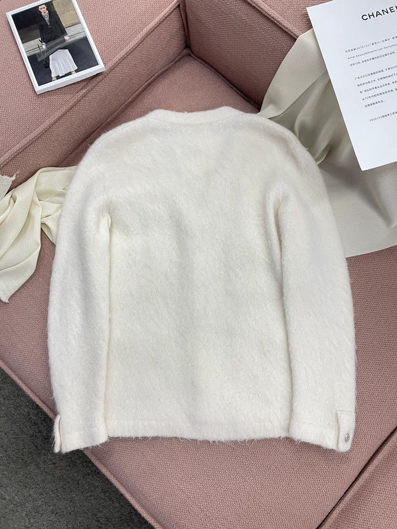 Chanel Chanel 19B Snowflake Button Cardigan Coat - dmc Size US S / EU 44-46 / 1 - 4 Thumbnail