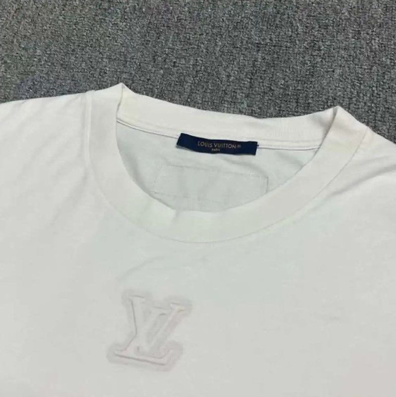Louis Vuitton Louis Vuitton White Cotton XXL Men's T-Shirt 0089 Size US XXL / EU 58 / 5 - 3 Thumbnail