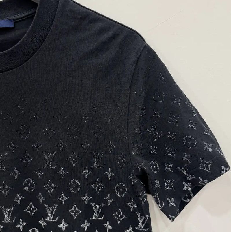 Louis Vuitton Louis Vuitton Black Cotton Men’s T-Shirt 0089 Size US M / EU 48-50 / 2 - 3 Thumbnail