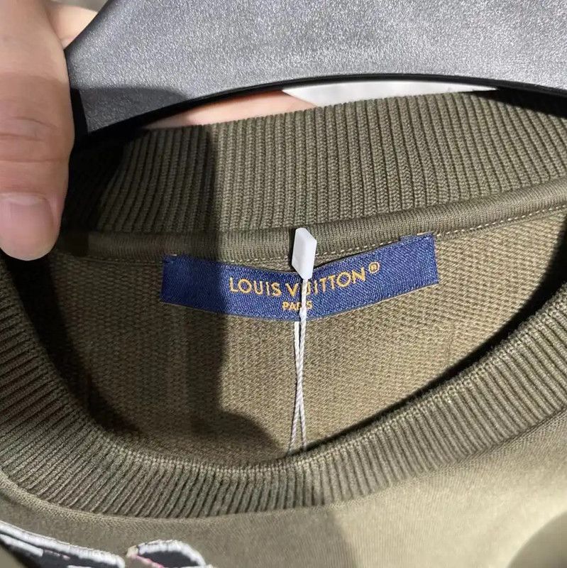 Louis Vuitton Louis Vuitton Gray Cotton Men's Sweatshirt XL Size 0089 Size US XL / EU 56 / 4 - 3 Thumbnail