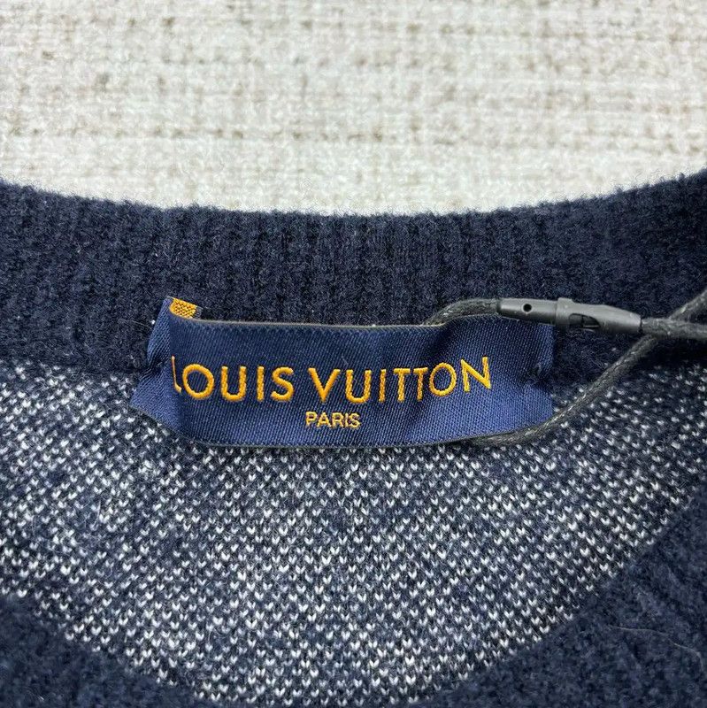 Louis Vuitton Louis Vuitton Black Wool Knit Sweater for Men 0089 Size US M / EU 48-50 / 2 - 4 Thumbnail