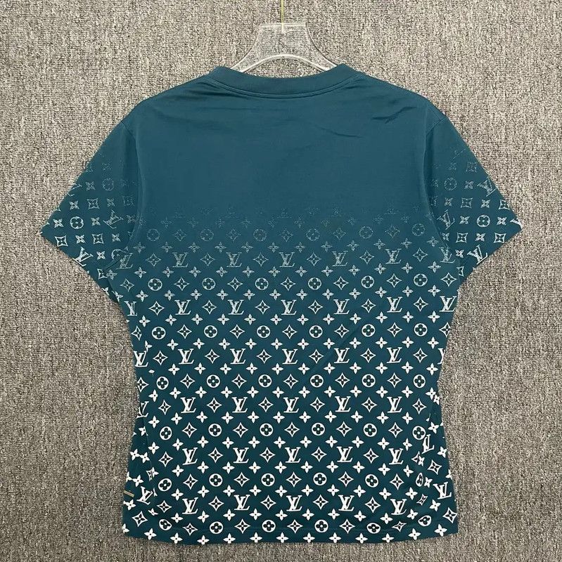 Louis Vuitton Louis Vuitton Blue Cotton Men's T-Shirt 0089 Size US M / EU 48-50 / 2 - 2 Thumbnail