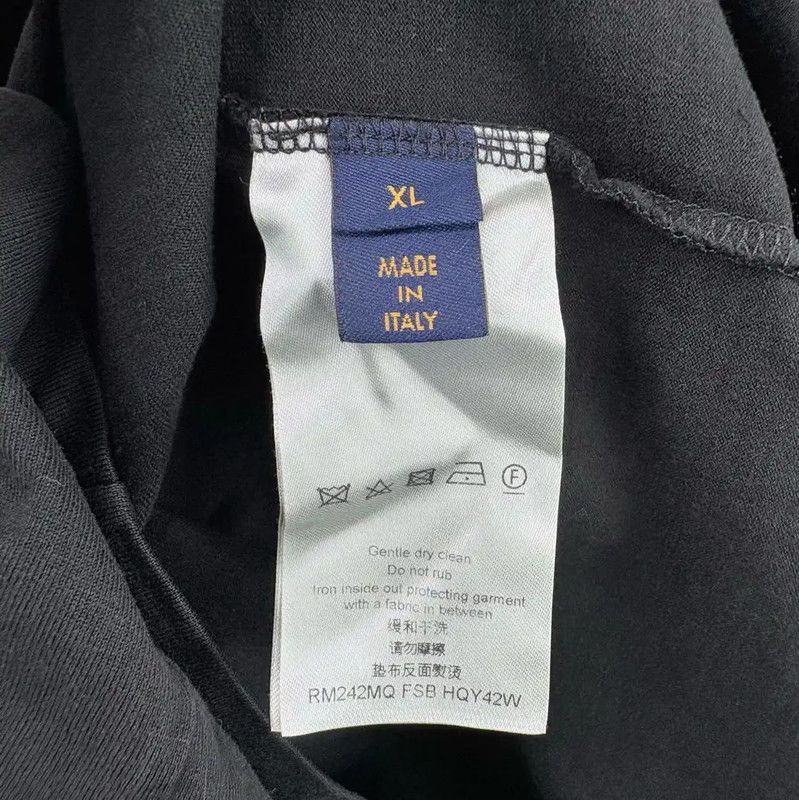 Louis Vuitton Louis Vuitton Black XL Men's T-Shirt 0089 Size US XL / EU 56 / 4 - 2 Thumbnail