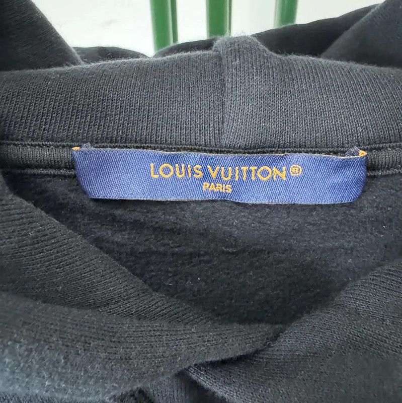 Louis Vuitton Louis Vuitton Black Embroidered Logo Hoodie 0089 Size US L / EU 52-54 / 3 - 4 Thumbnail