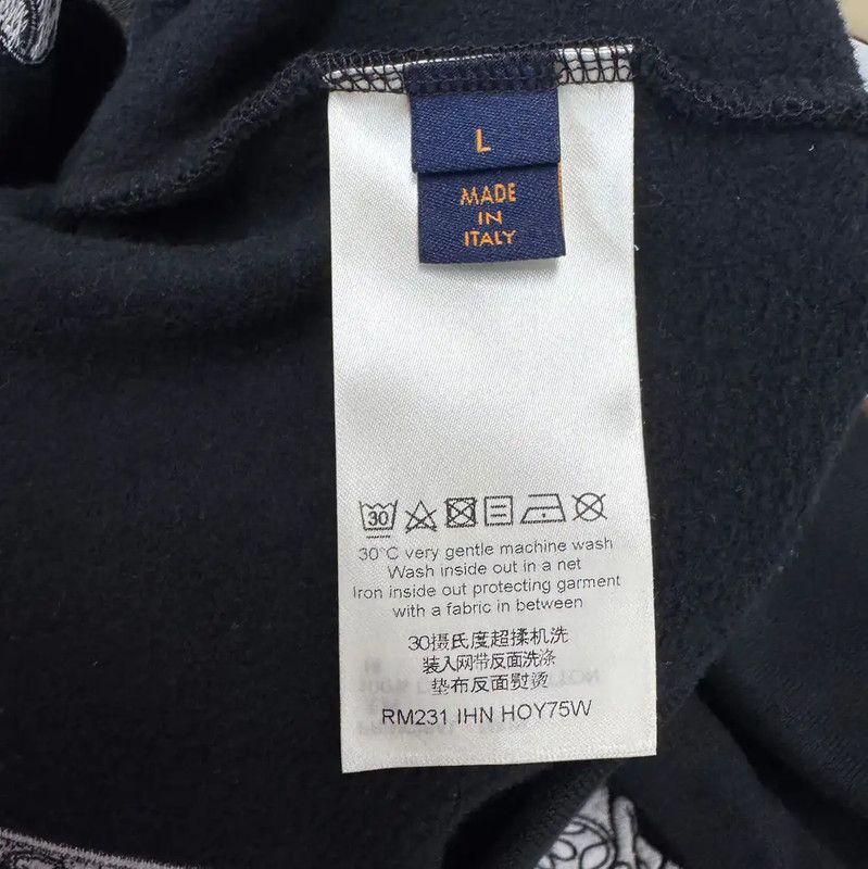 Louis Vuitton Louis Vuitton Black Embroidered Logo Hoodie 0089 Size US L / EU 52-54 / 3 - 3 Thumbnail