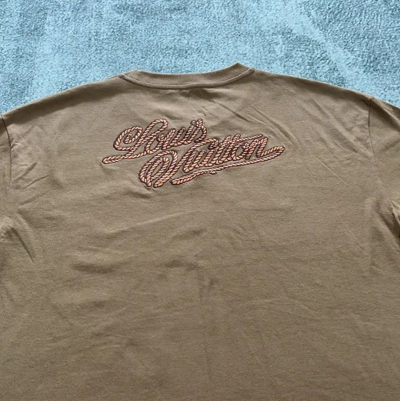 Louis Vuitton Louis Vuitton Brown Embroidered Logo T-Shirt 0089 Size US L / EU 52-54 / 3 - 5 Thumbnail