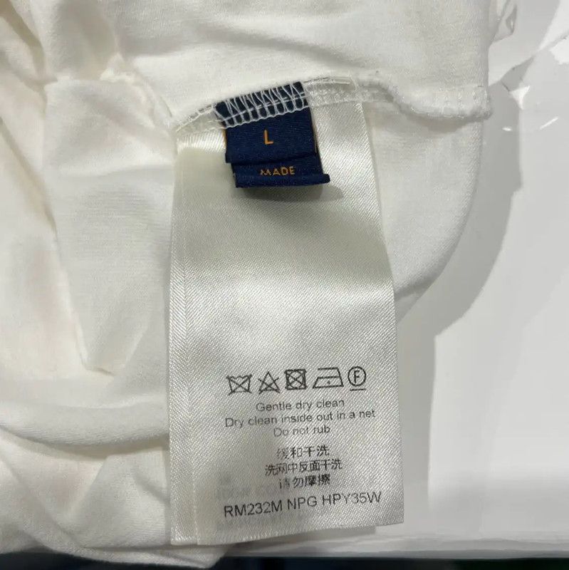 Louis Vuitton Louis Vuitton White Men's T-Shirt in Size L 0089 Size US L / EU 52-54 / 3 - 5 Thumbnail