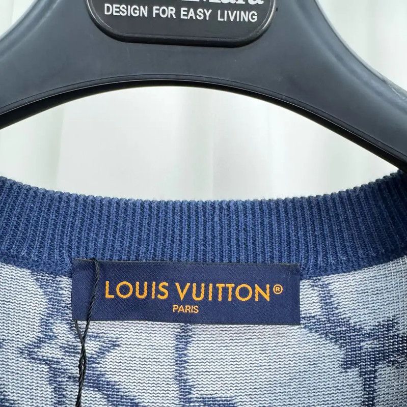 Louis Vuitton Louis Vuitton Blue Knit Short Sleeve T-Shirt 0089 Size US M / EU 48-50 / 2 - 2 Thumbnail