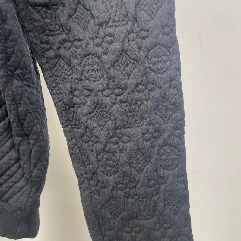 Louis Vuitton Louis Vuitton Black Cotton Long Sleeve Sweatshirt 0089 Size US S / EU 44-46 / 1 - 5 Thumbnail