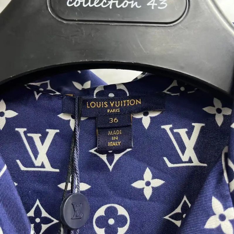 Louis Vuitton Louis Vuitton Blue Silk Men’s Shirt 0089 Size US M / EU 48-50 / 2 - 2 Thumbnail