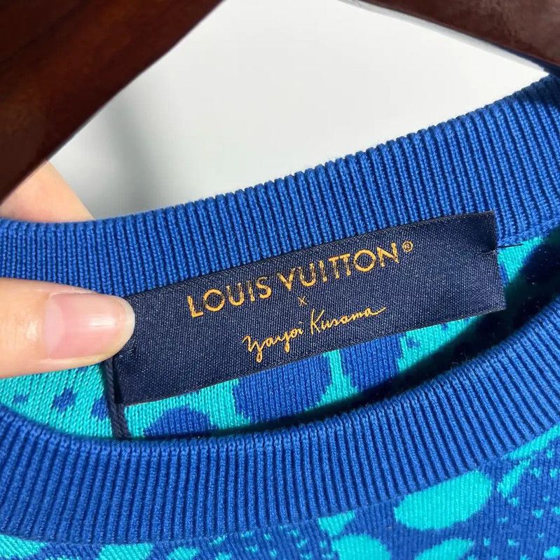 Louis Vuitton Louis Vuitton Men's Blue Cotton T-shirt 0089 Size US S / EU 44-46 / 1 - 3 Thumbnail