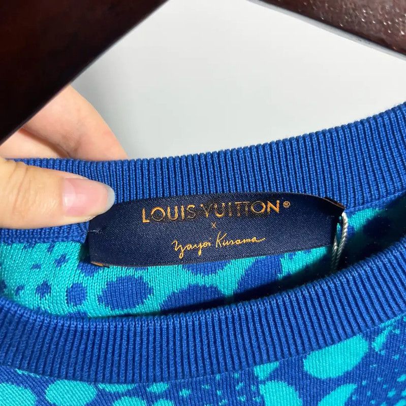 Louis Vuitton Louis Vuitton Blue Men's T-Shirt 0089 Size US L / EU 52-54 / 3 - 3 Thumbnail