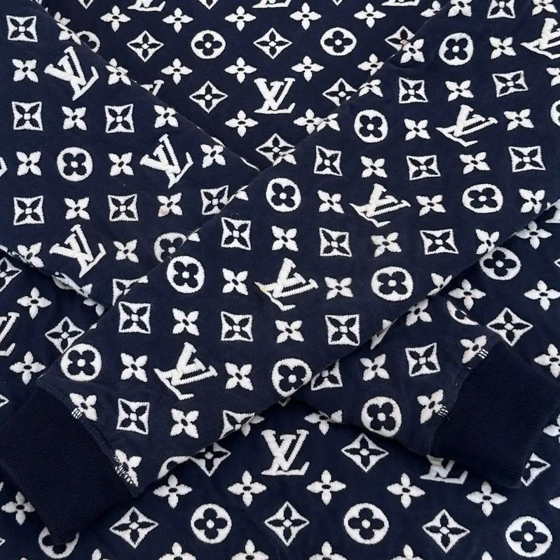 Louis Vuitton Louis Vuitton Navy Logo Print Cotton Sweatshirt 0089 Size US XS / EU 42 / 0 - 6 Thumbnail