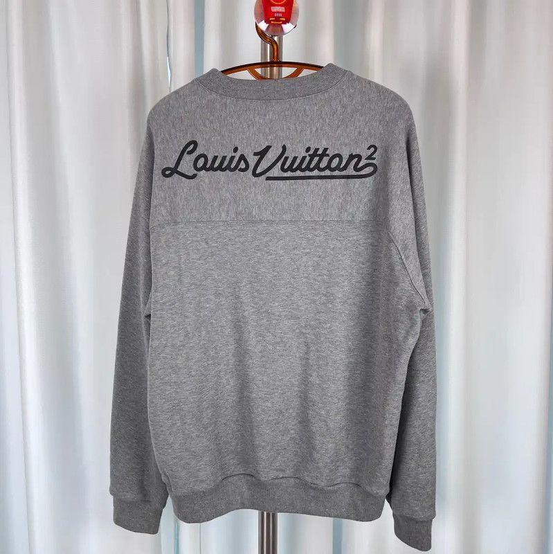 Louis Vuitton Louis Vuitton Gray Cotton Sweatshirt for Men 0089 Size US M / EU 48-50 / 2 - 3 Thumbnail