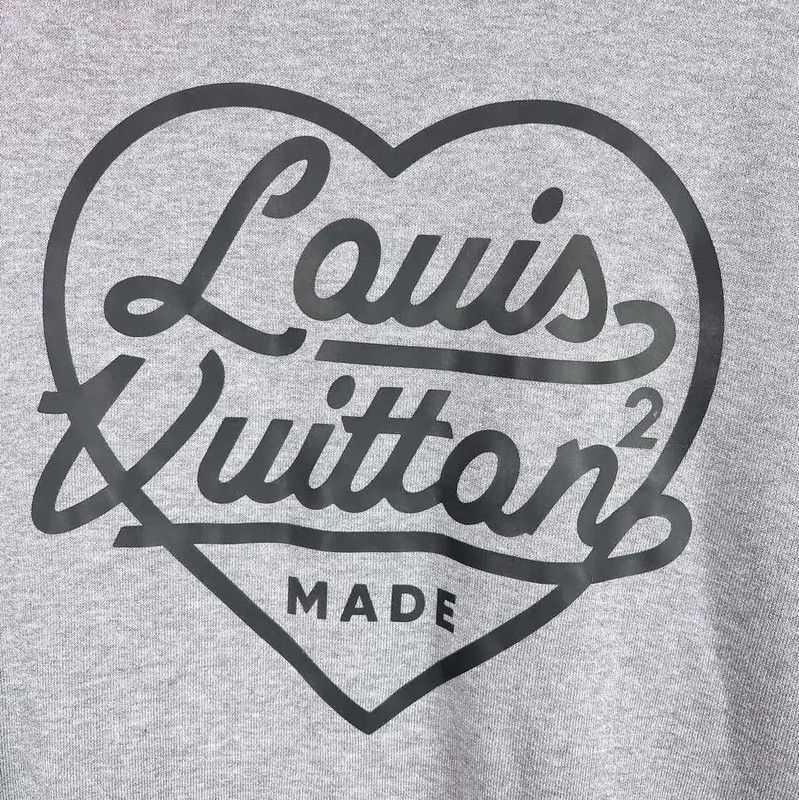 Louis Vuitton Louis Vuitton Gray Cotton Sweatshirt for Men 0089 Size US M / EU 48-50 / 2 - 6 Thumbnail