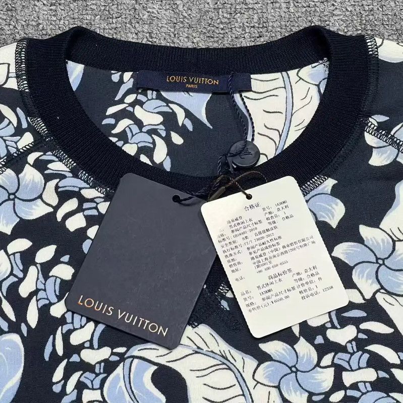 Louis Vuitton Louis Vuitton Men's Logo Long Sleeve Sweatshirt 0089 Size US L / EU 52-54 / 3 - 3 Thumbnail