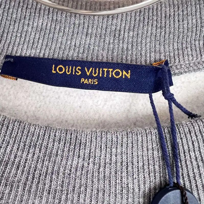 Louis Vuitton Louis Vuitton Gray Cotton Men's Sweatshirt 0089 Size US L / EU 52-54 / 3 - 5 Thumbnail