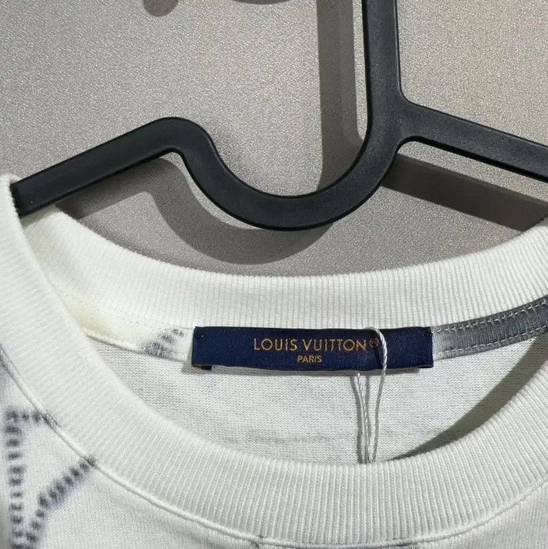Louis Vuitton Louis Vuitton Men's Cotton Blend T-Shirt 0089 Size US M / EU 48-50 / 2 - 3 Thumbnail