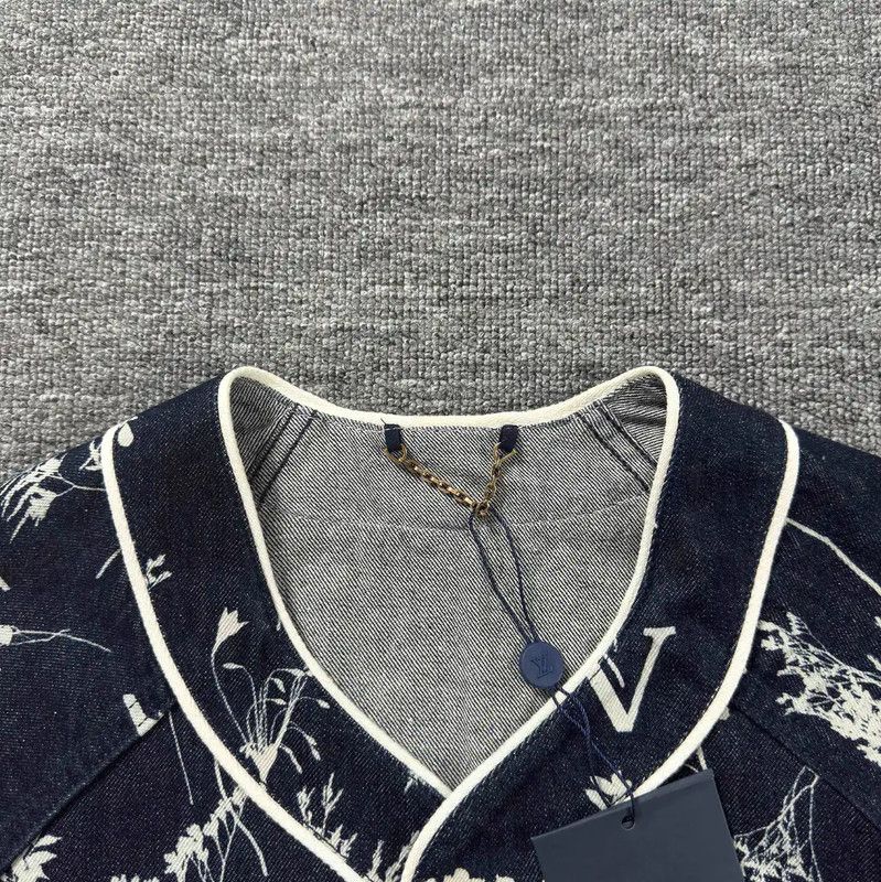 Louis Vuitton Louis Vuitton Blue Cotton Short Sleeve Shirt 0089 Size US M / EU 48-50 / 2 - 8 Thumbnail