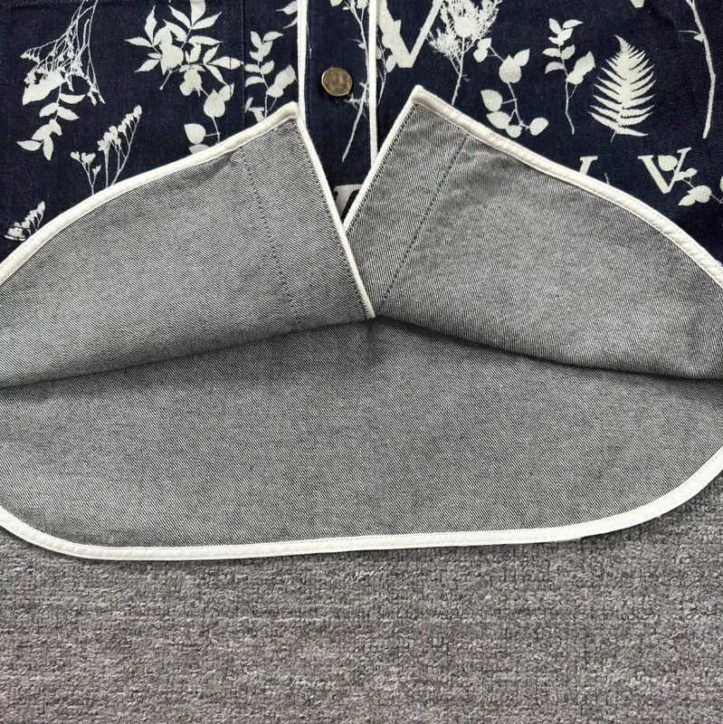 Louis Vuitton Louis Vuitton Blue Cotton Short Sleeve Shirt 0089 Size US M / EU 48-50 / 2 - 7 Thumbnail