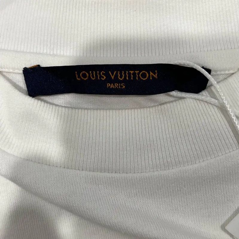 Louis Vuitton Louis Vuitton White Men's T-Shirt 0089 Size US S / EU 44-46 / 1 - 3 Thumbnail