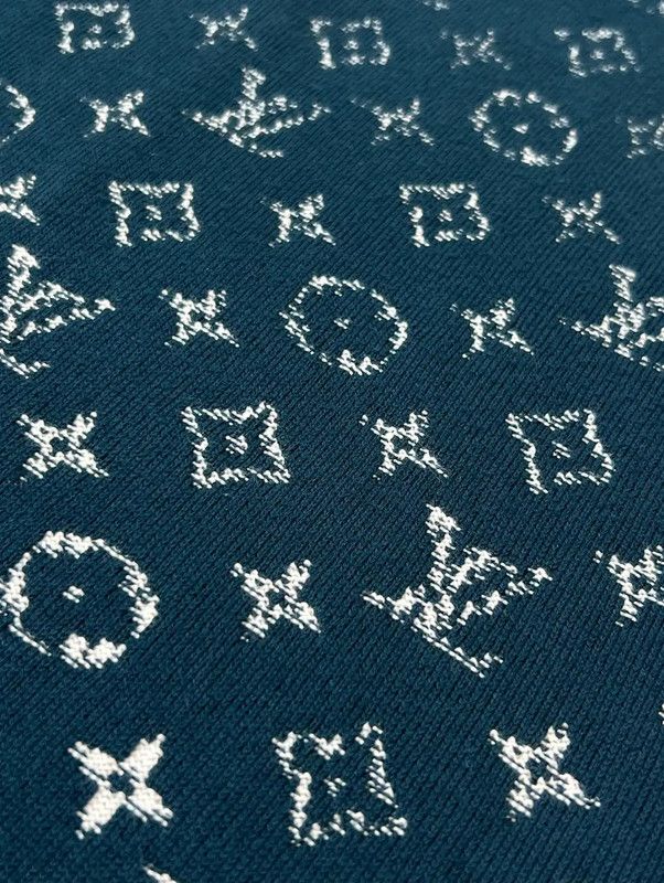 Louis Vuitton Louis Vuitton Gradient Monogram Sweatshirt 0089 Size US L / EU 52-54 / 3 - 4 Thumbnail
