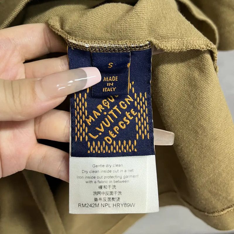 Louis Vuitton Louis Vuitton Brown Cotton Men's T-Shirt 0089 Size US S / EU 44-46 / 1 - 4 Thumbnail