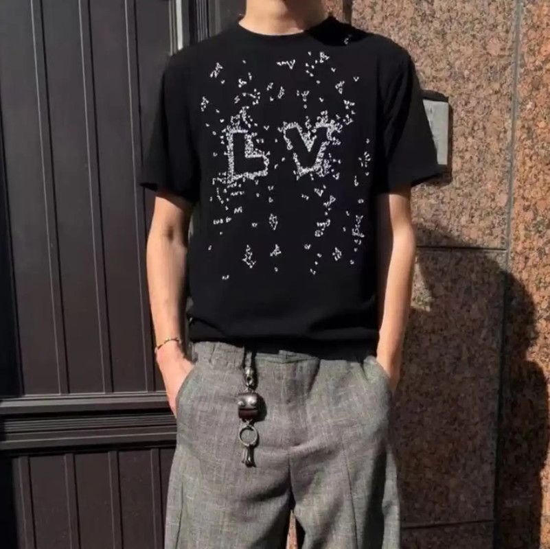 Louis Vuitton Louis Vuitton Black Cotton Men's T-Shirt 0089 Size US L / EU 52-54 / 3 - 9 Thumbnail