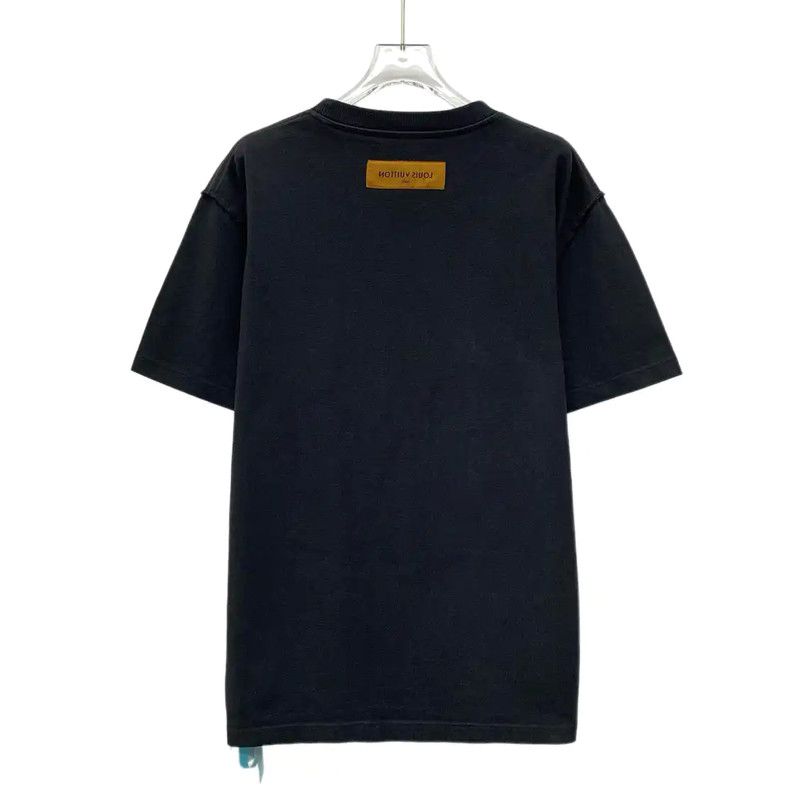 Louis Vuitton Louis Vuitton Black Cotton Men's T-Shirt 0089 Size US L / EU 52-54 / 3 - 2 Thumbnail