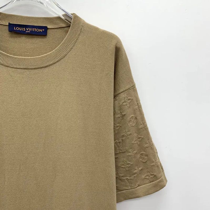 Louis Vuitton Louis Vuitton Brown Cotton XXL Men's T-Shirt 0089 Size US XXL / EU 58 / 5 - 3 Thumbnail