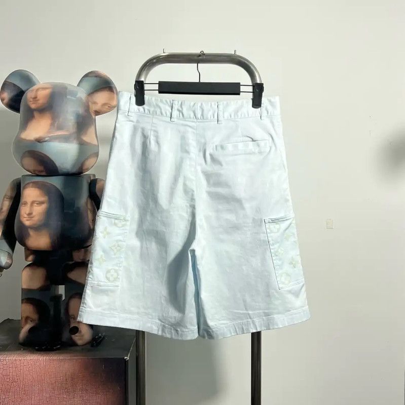 Louis Vuitton Louis Vuitton Light Blue Men's Shorts 0089 Size US 36 / EU 52 - 2 Thumbnail