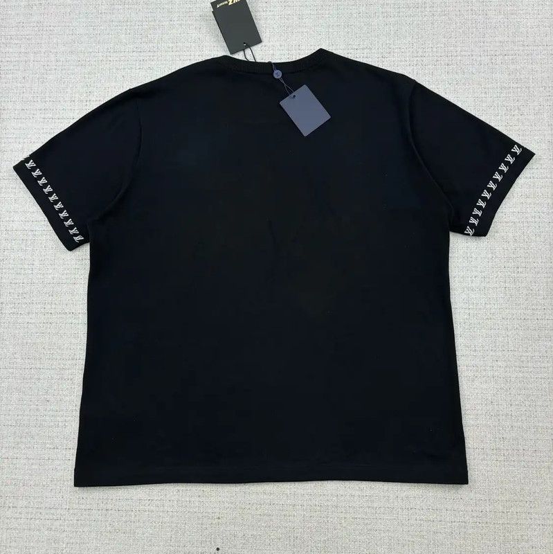 Louis Vuitton Louis Vuitton Black Embroidered Summer T-Shirt 0089 Size US XL / EU 56 / 4 - 3 Thumbnail