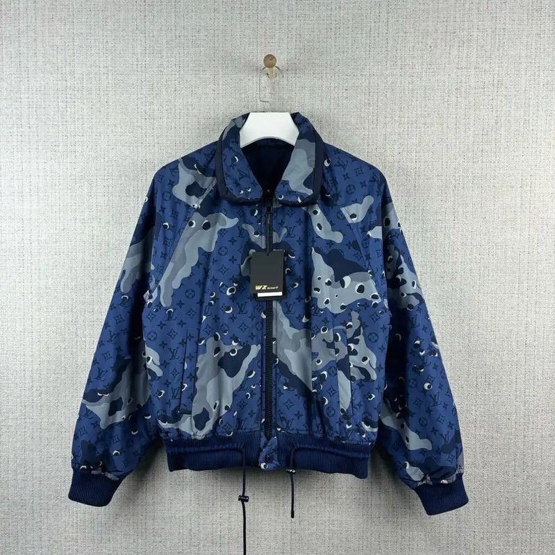 Louis Vuitton Louis Vuitton Men's Navy Camouflage Winter Jacket 0089 Size US M / EU 48-50 / 2 - 3 Thumbnail