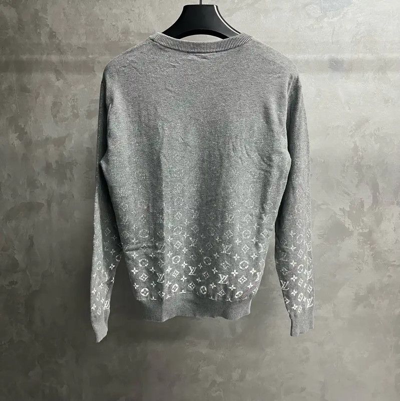 Louis Vuitton Louis Vuitton Gray Wool Men's Sweater 0089 Size US S / EU 44-46 / 1 - 2 Thumbnail