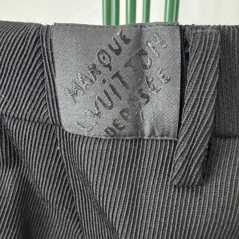 Louis Vuitton Louis Vuitton Spring Autumn Black Wool Casual Pants 0089 Size US 30 / EU 46 - 5 Thumbnail
