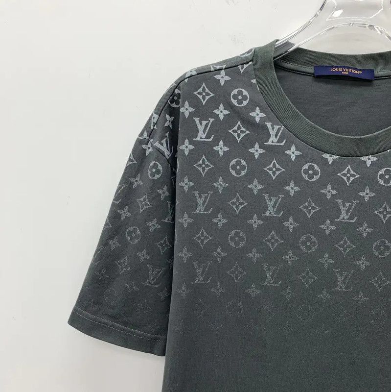 Louis Vuitton Louis Vuitton Green Cotton Men's T-Shirt XL 0089 Size US XL / EU 56 / 4 - 2 Thumbnail