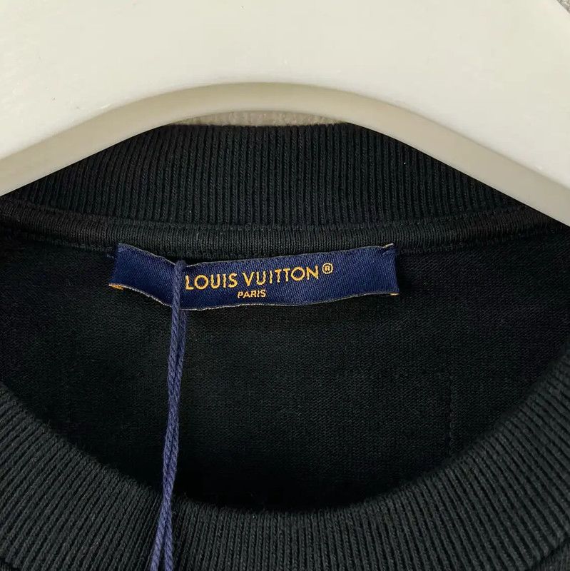Louis Vuitton Louis Vuitton Black Cotton Embroidered T-Shirt 0089 Size US M / EU 48-50 / 2 - 4 Thumbnail