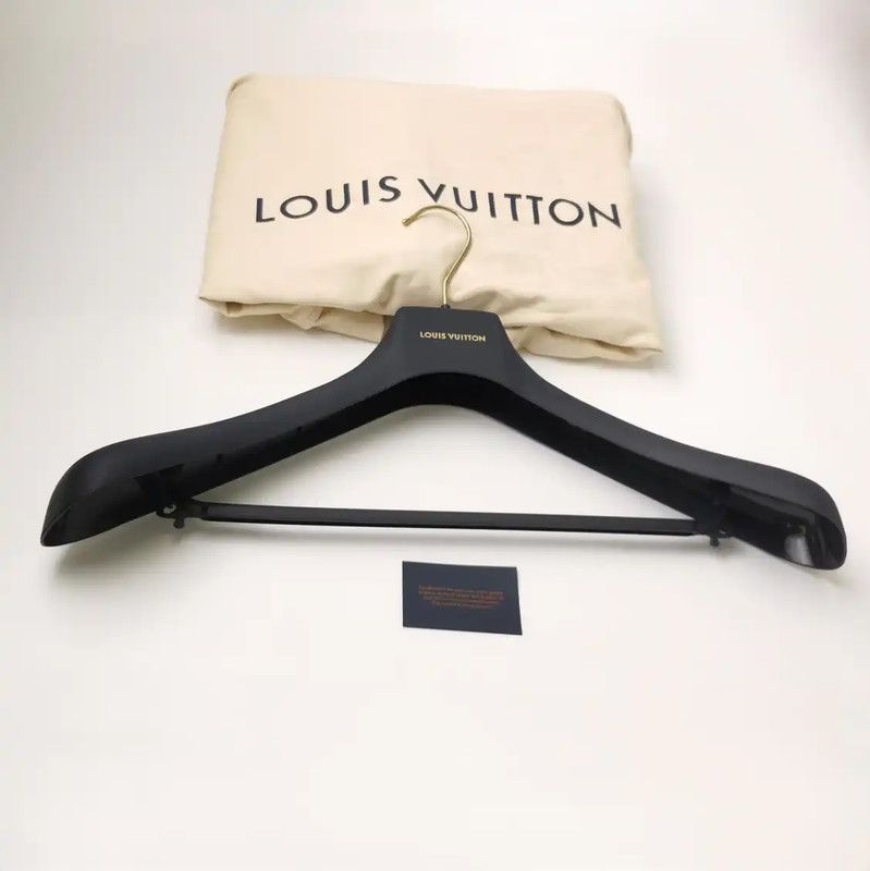 Louis Vuitton Louis Vuitton Embroidered Logo Jacket for Men 0089 Size US M / EU 48-50 / 2 - 7 Thumbnail