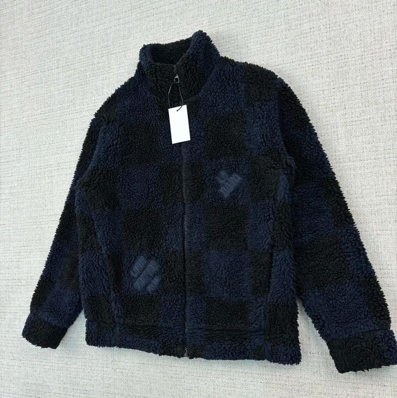 Louis Vuitton Louis Vuitton Men's Dark Blue Winter Jacket 0089 Size US XL / EU 56 / 4 - 3 Thumbnail