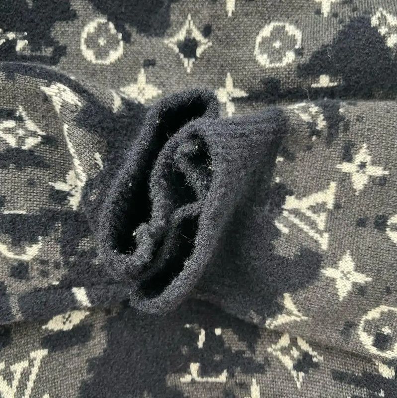 Louis Vuitton Louis Vuitton Multicolor Men's Knit Sweater 0089 Size US M / EU 48-50 / 2 - 5 Thumbnail