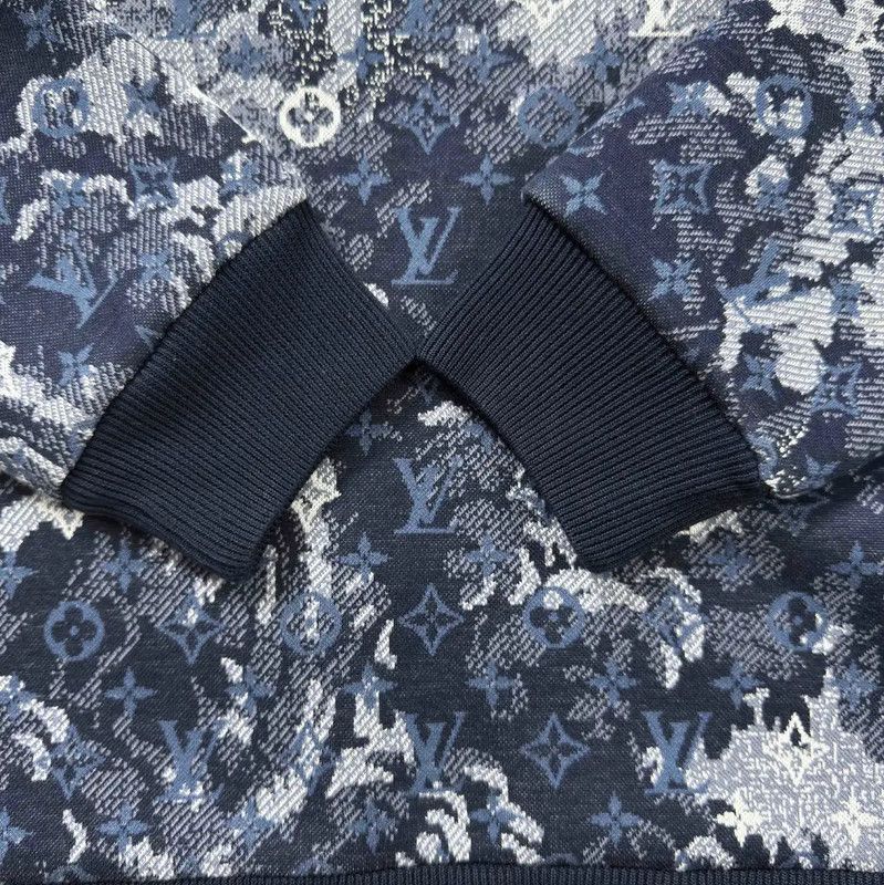 Louis Vuitton Louis Vuitton Men's Blue Cotton Sweatshirt 0089 Size US XS / EU 42 / 0 - 6 Thumbnail