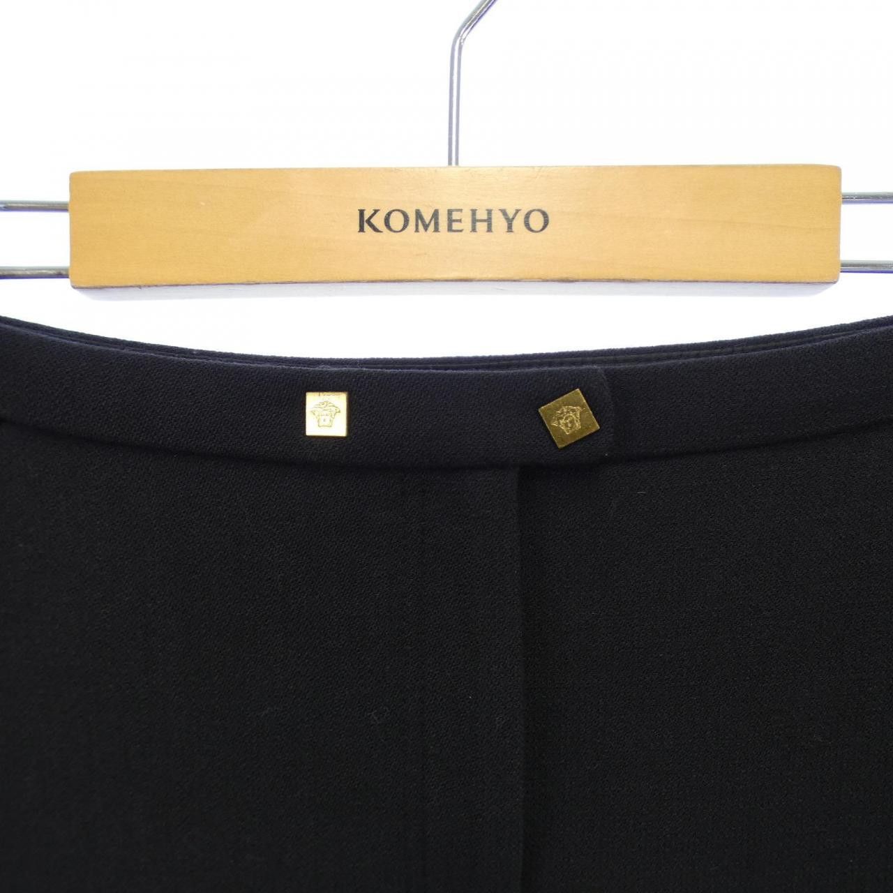 Versace Versace Gianni Versace Vintage Skirt Others Skirts DUTY FREE for USA Size ONE SIZE - 5 Thumbnail
