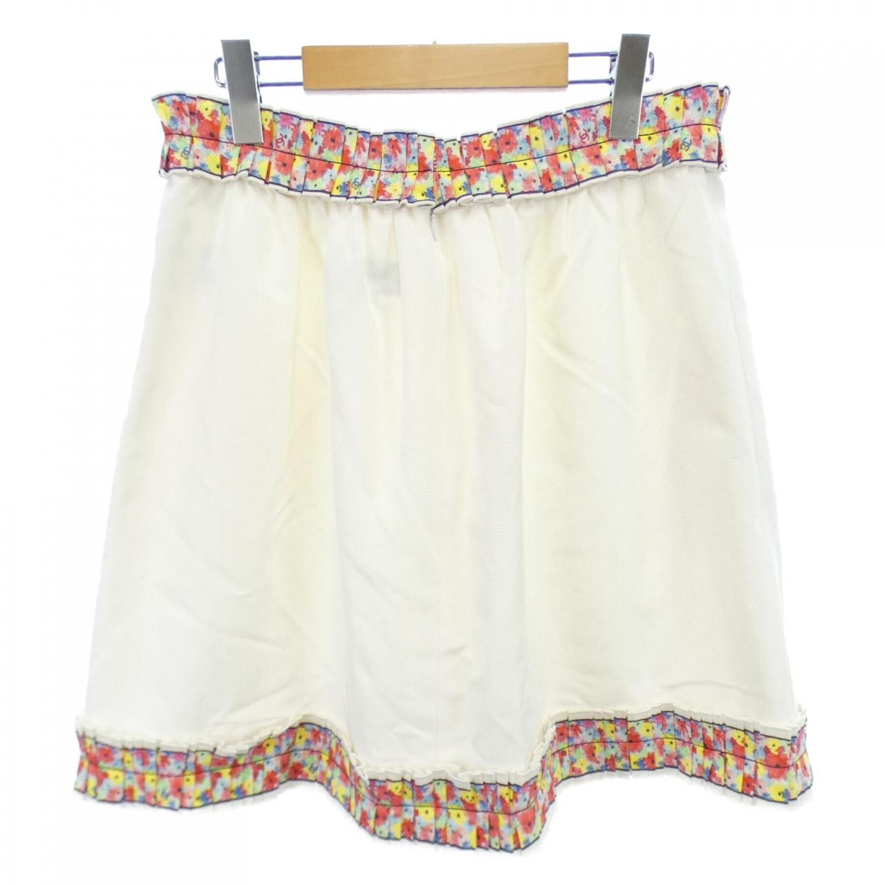 Chanel Chanel Chanel P53966V40457 Skirt Others Skirts P53966V40457 DUTY FREE for USA Size ONE SIZE - 2 Thumbnail