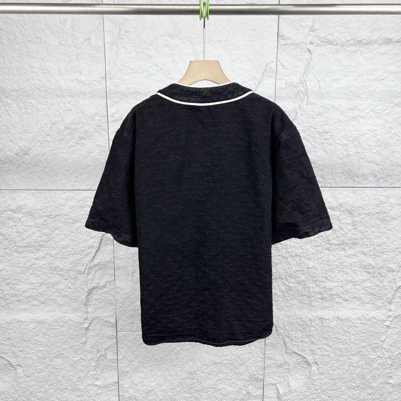 Louis Vuitton Louis Vuitton Black Cotton Men's T-Shirt 0089 Size US L / EU 52-54 / 3 - 2 Thumbnail