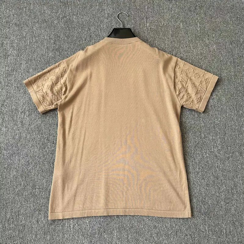 Louis Vuitton Louis Vuitton Casual Khaki Cotton Logo T-Shirt 0089 Size US S / EU 44-46 / 1 - 4 Thumbnail
