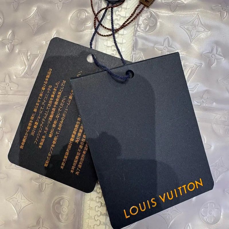 Louis Vuitton Louis Vuitton Sleeveless Mid-Length Coated Jacket 0089 Size US L / EU 52-54 / 3 - 8 Thumbnail