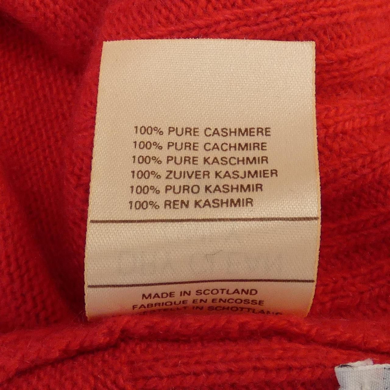 Chanel Chanel Chanel 100% Cashmere Skirt Others Skirts DUTY FREE for USA Size ONE SIZE - 3 Thumbnail
