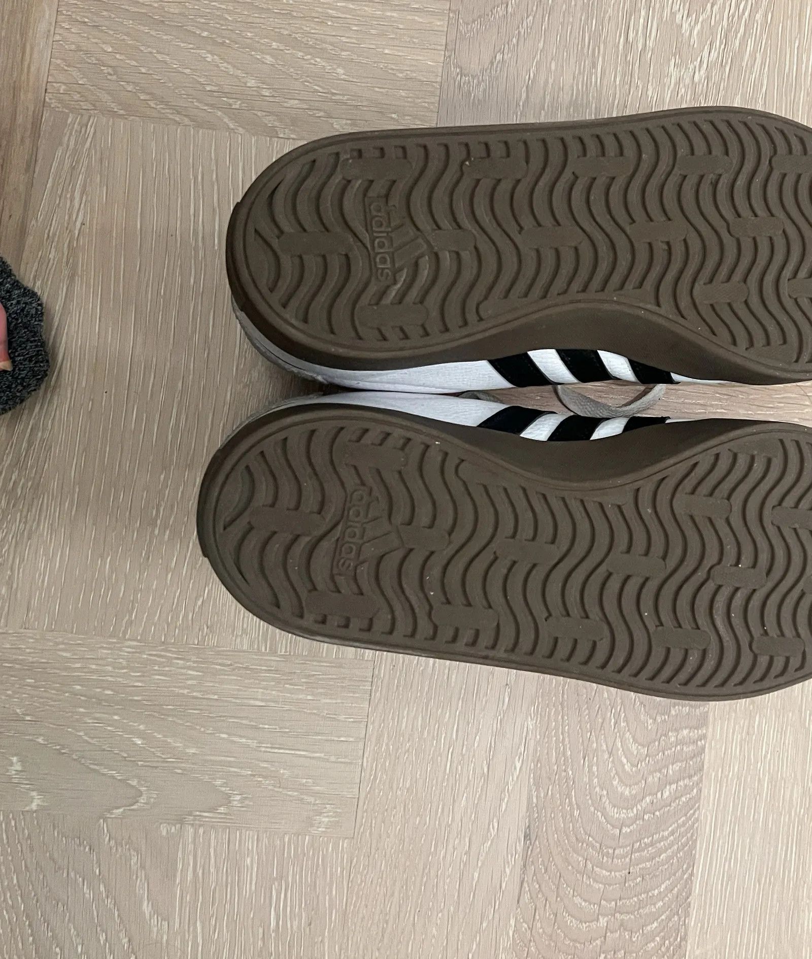 Adidas Adidas Adidas Court Sneakers Size US 8.5 / IT 38.5 - 5 Thumbnail