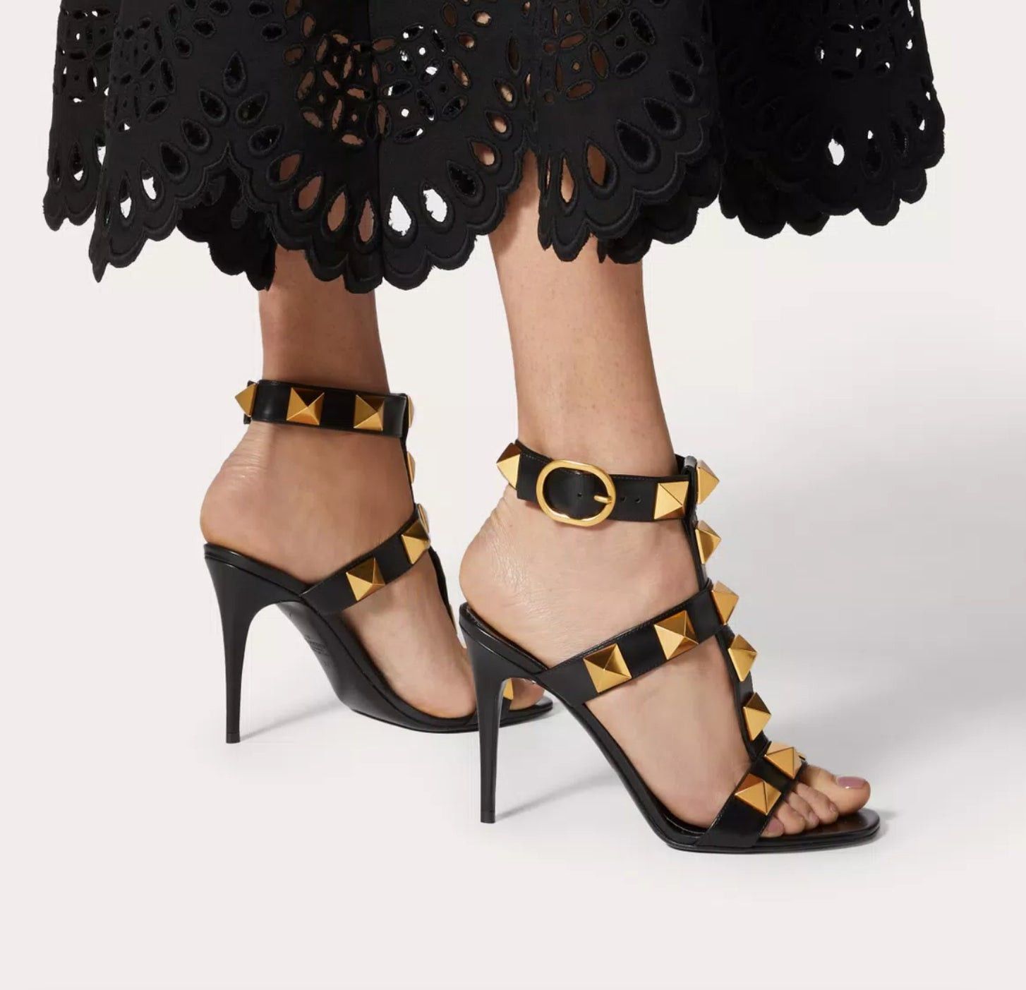 Valentino Valentino Roman Stud Calfskin 100 mm Sandals SIZE 40 Size ONE SIZE - 4 Thumbnail